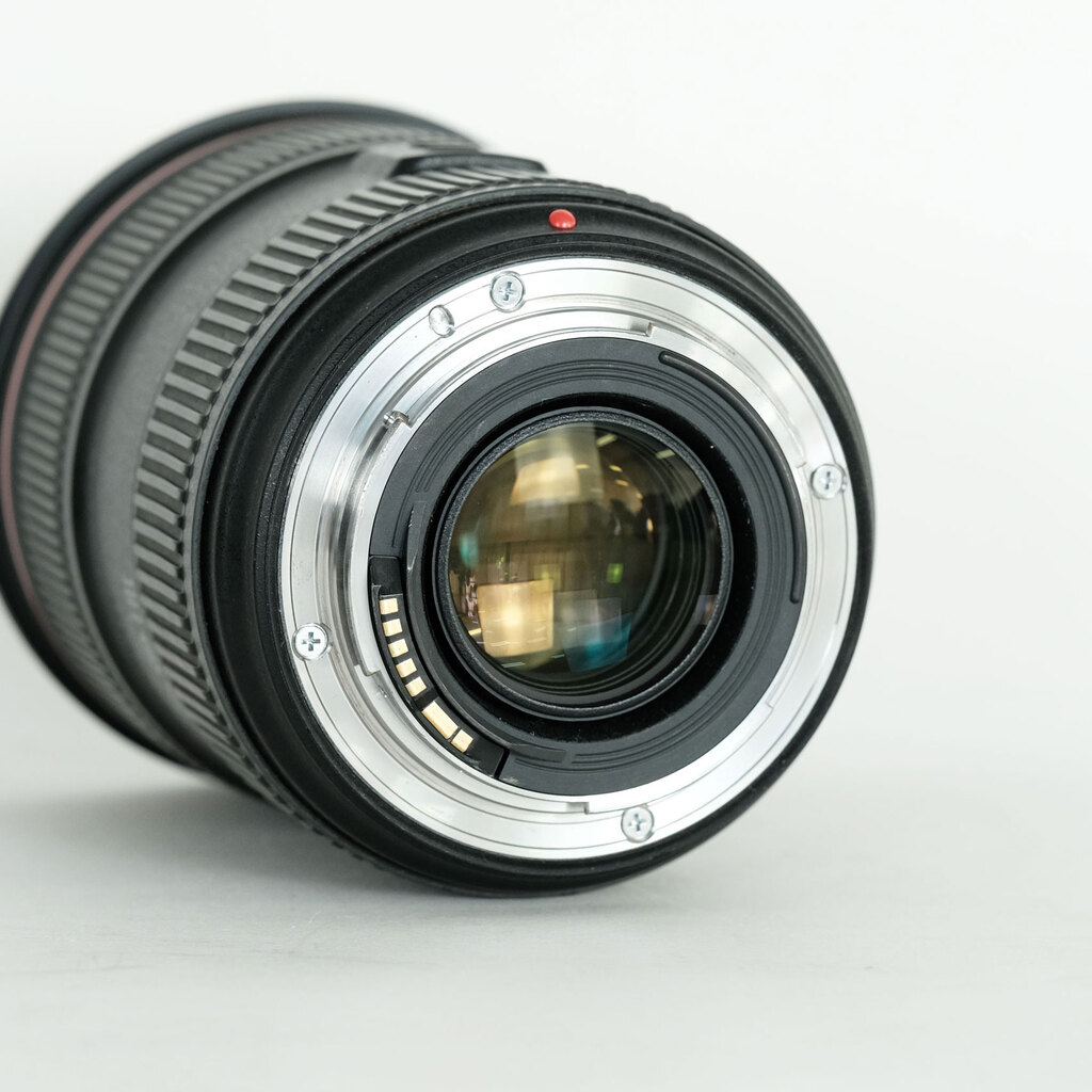 Canon EF24-70mm F2.8L II USM Canon EF24-70mm F2.8L II USM