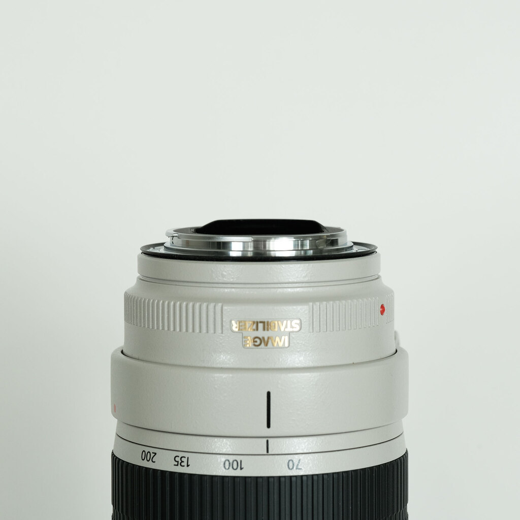 Canon EF70-200mm F2.8L IS II USM Canon EF70-200mm F2.8L IS II USM