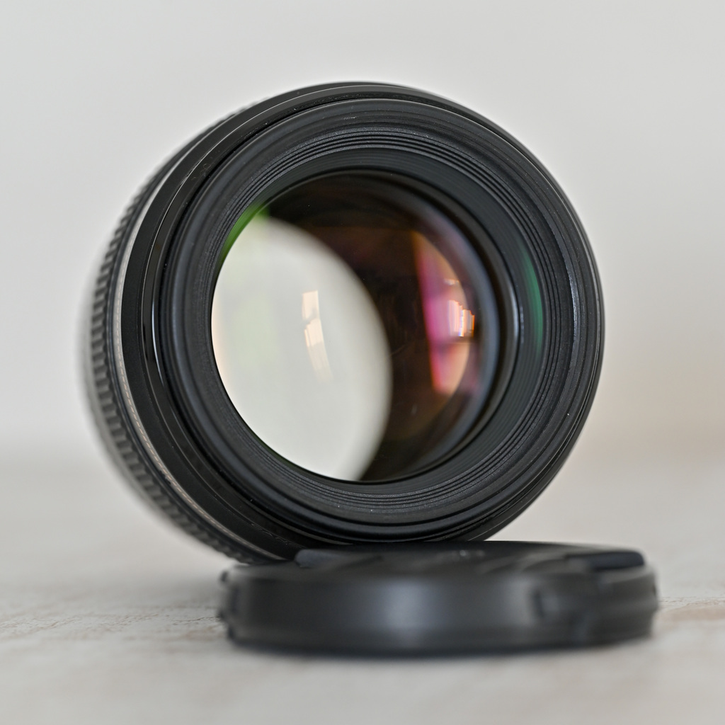 Canon EF85mm F1.8 USM Canon EF85mm F1.8 USM