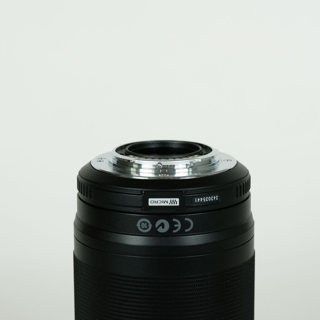 OLYMPUS M.ZUIKO DIGITAL ED 75-300mm F4.8-6.7 II OLYMPUS M.ZUIKO DIGITAL ED 75-300mm F4.8-6.7 II