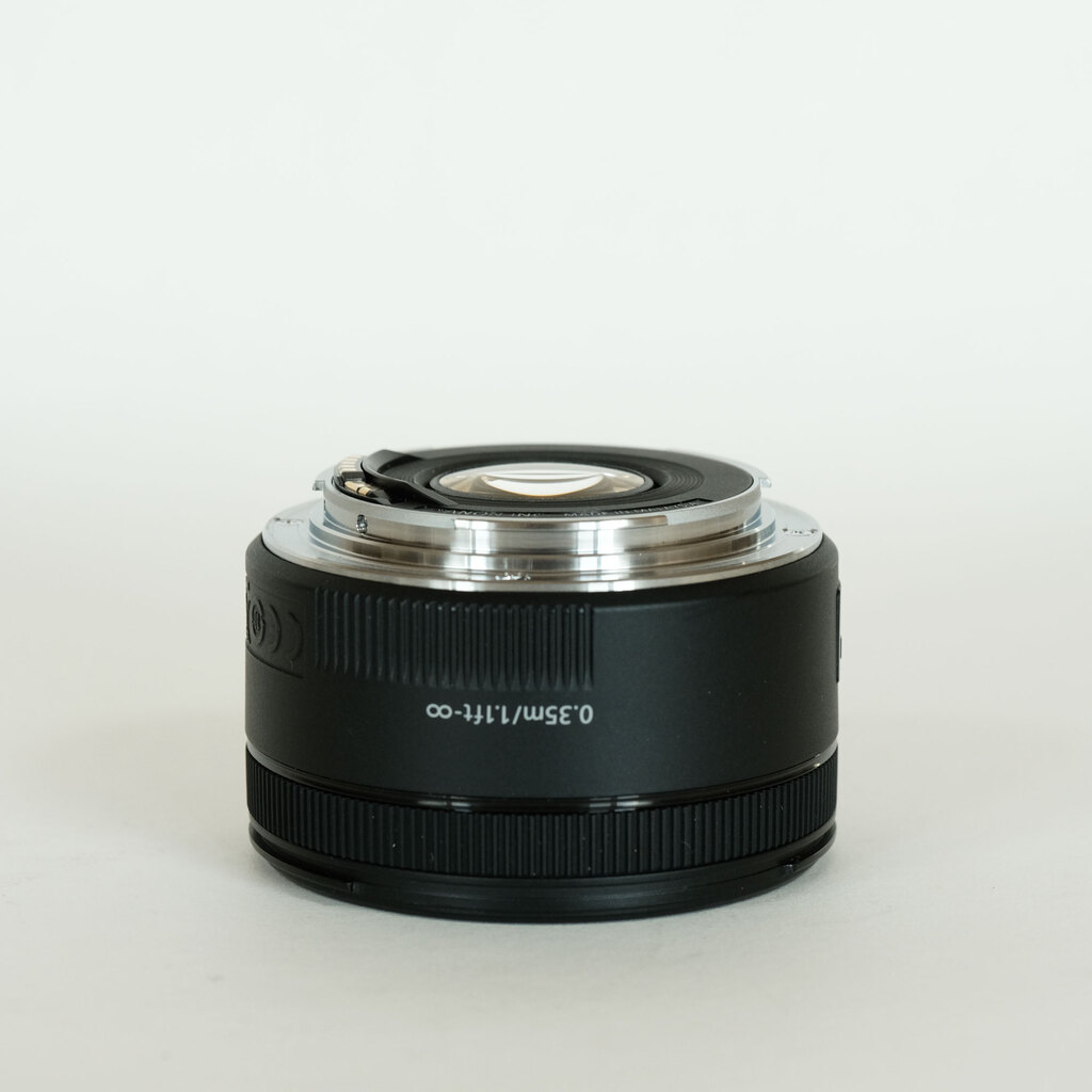 Canon EF50mm F1.8 STM Canon EF50mm F1.8 STM