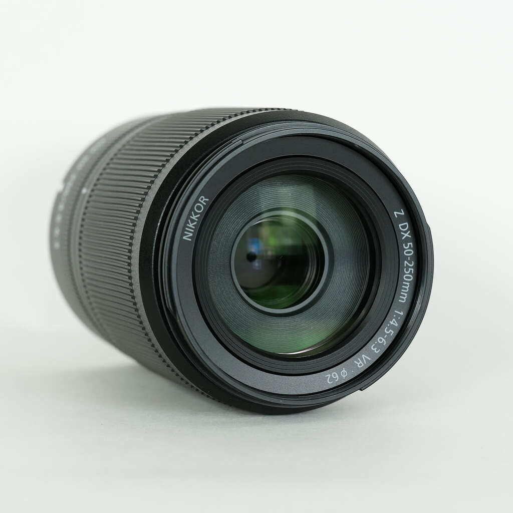 Nikon NIKKOR Z DX 50-250mm f/4.5-6.3 VR Nikon NIKKOR Z DX 50-250mm f/4.5-6.3 VR