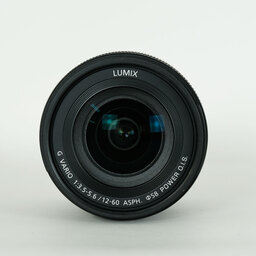 Panasonic LUMIX G VARIO 12-60mm / F3.5-5.6 ASPH. / POWER O.I.S. Panasonic LUMIX G VARIO 12-60mm / F3.5-5.6 ASPH. / POWER O.I.S.