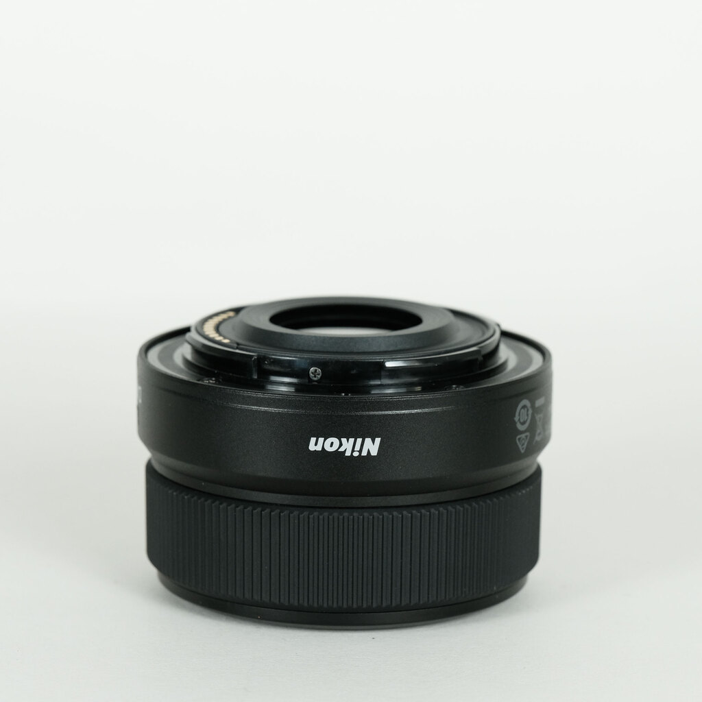 Nikon NIKKOR Z DX 24mm f/1.7 Nikon NIKKOR Z DX 24mm f/1.7