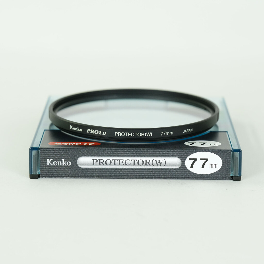 Canon RF50mm F1.2 L USM Canon RF50mm F1.2 L USM