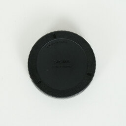 SIGMA 18-250mm F3.5-6.3 DC MACRO OS HSM (キヤノンEF用) SIGMA 18-250mm F3.5-6.3 DC MACRO OS HSM (キヤノンEF用)