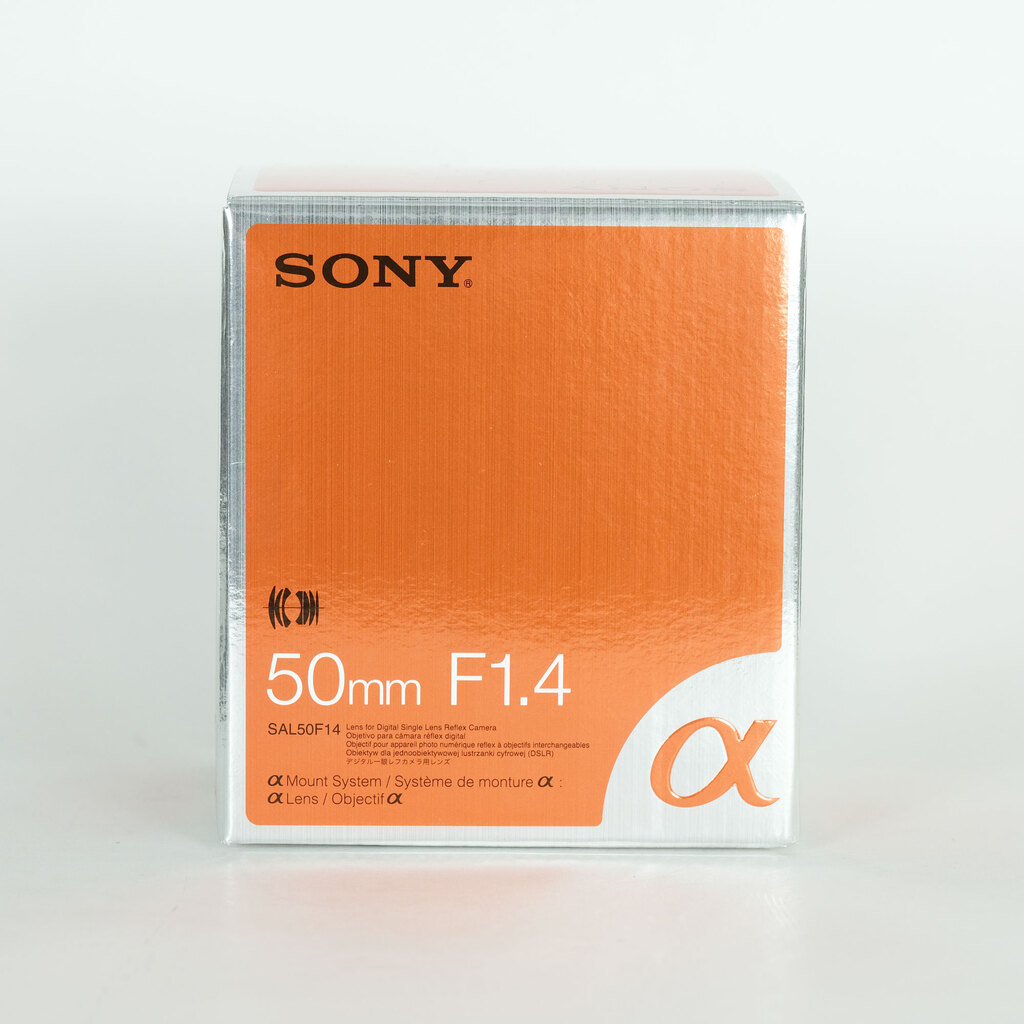 SONY 50mm F1.4 SAL50F14 SONY 50mm F1.4 SAL50F14