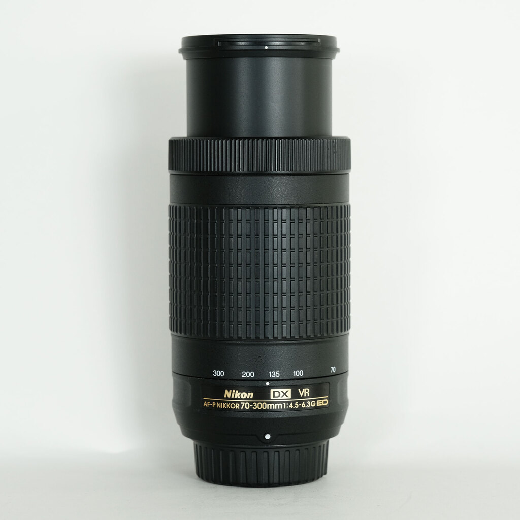 Nikon AF-P DX NIKKOR 70-300mm f/4.5-6.3G ED VR Nikon AF-P DX NIKKOR 70-300mm f/4.5-6.3G ED VR