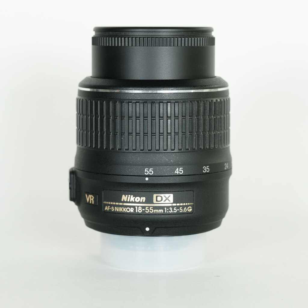 Nikon AF-S DX NIKKOR 18-55mm F3.5-5.6 G VR