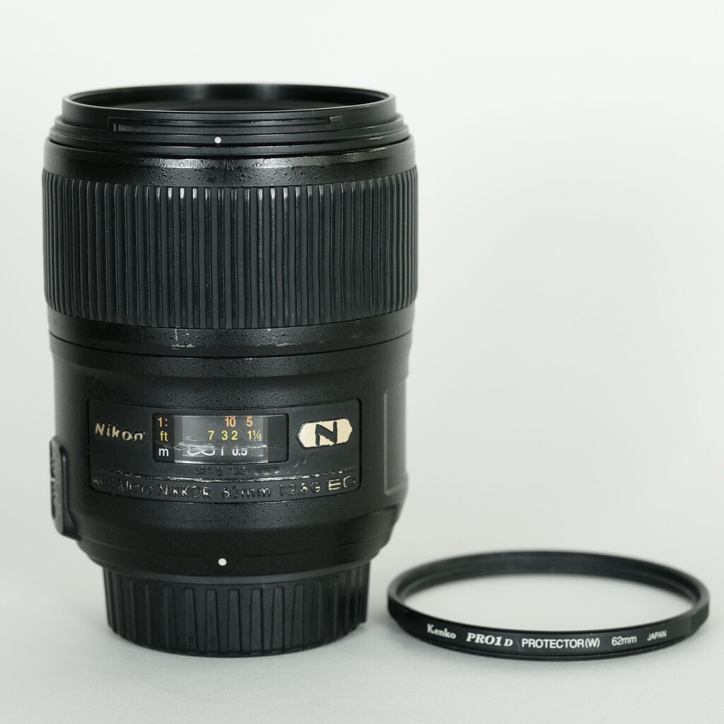 Nikon AF-S Micro NIKKOR 60mm f/2.8G ED Nikon AF-S Micro NIKKOR 60mm f/2.8G ED