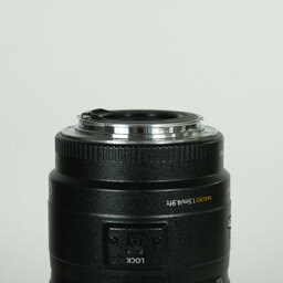 Canon EF70-300mm F4-5.6 IS USM Canon EF70-300mm F4-5.6 IS USM