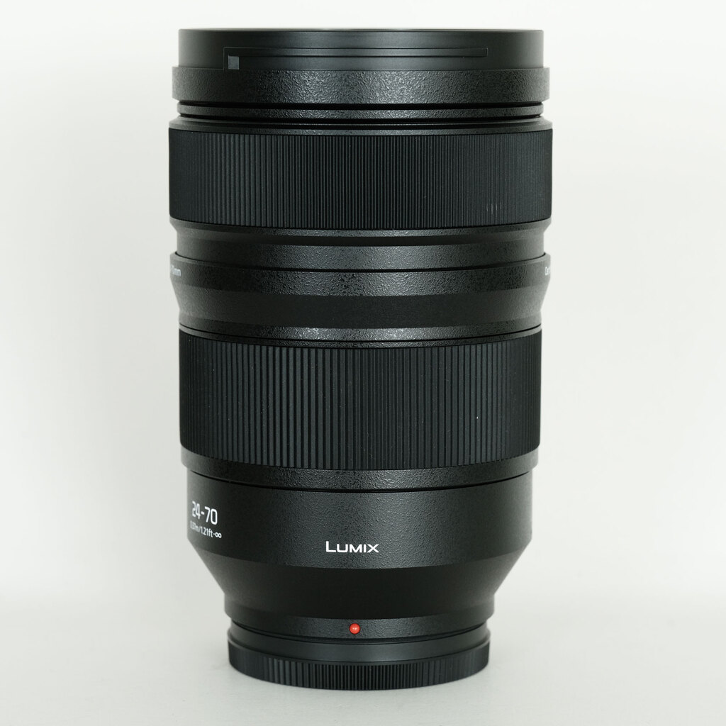 Panasonic LUMIX S PRO 24-70mm F2.8