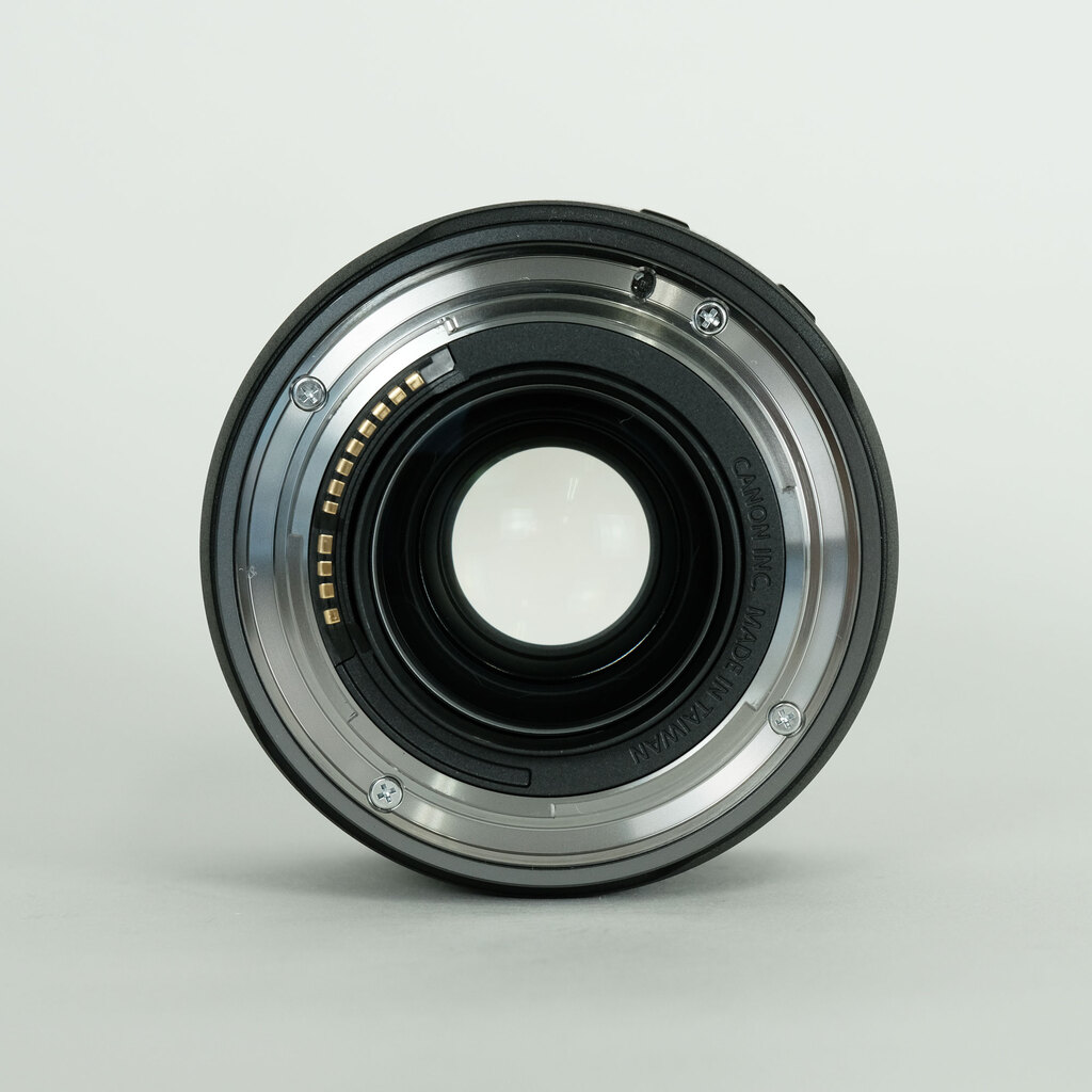 Canon RF35mm F1.8 MACRO IS STM