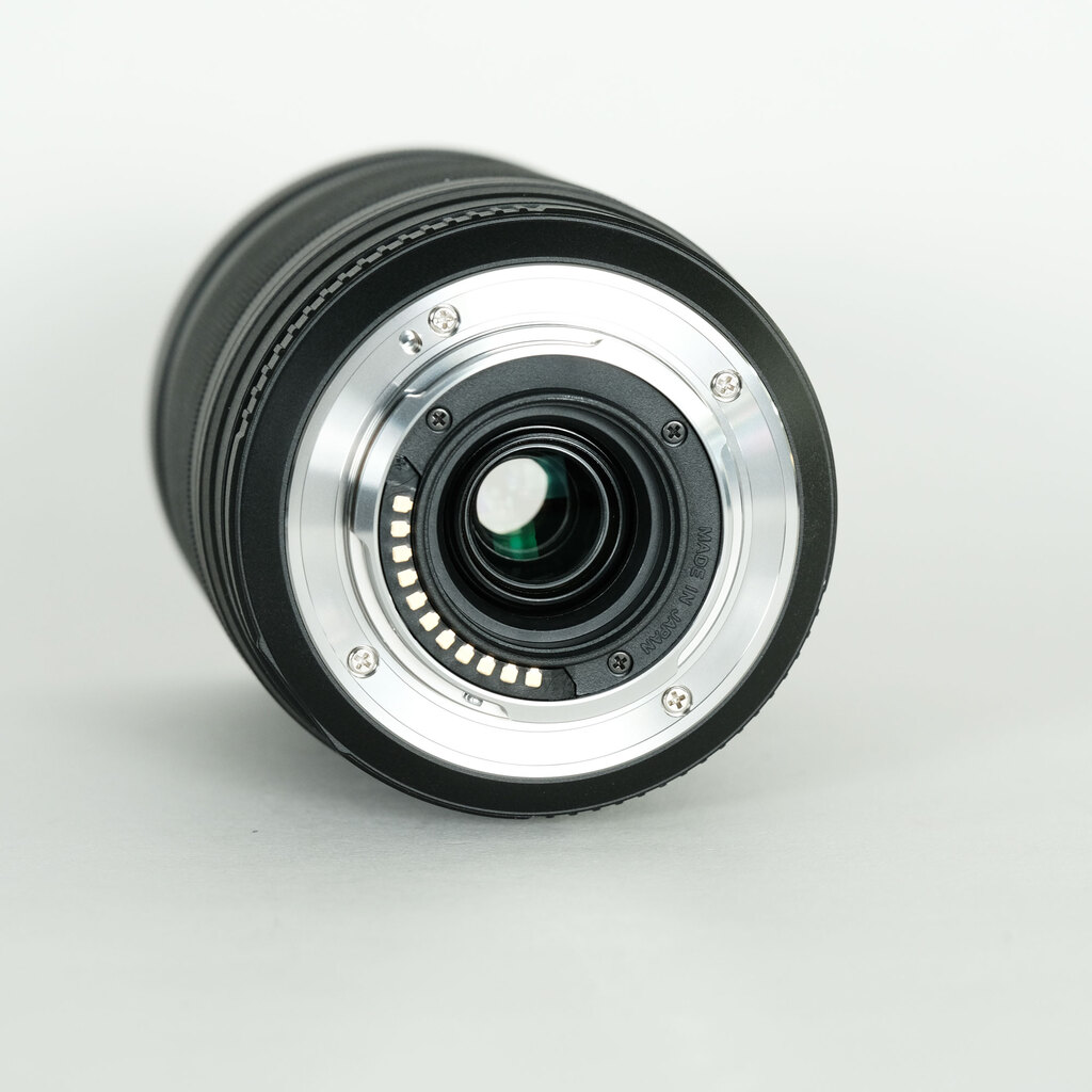 OLYMPUS M.ZUIKO DIGITAL ED 75-300mm F4.8-6.7 II OLYMPUS M.ZUIKO DIGITAL ED 75-300mm F4.8-6.7 II