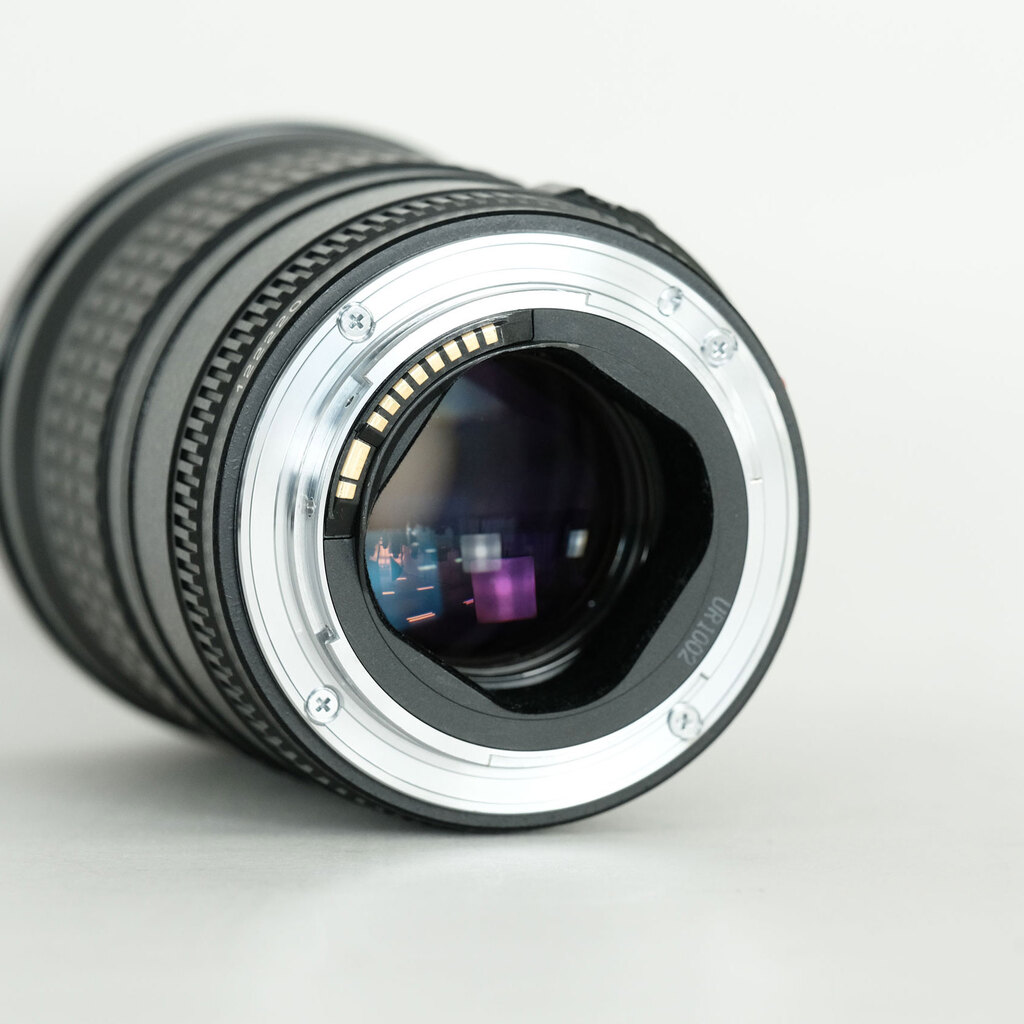 Canon EF135mm F2L USM Canon EF135mm F2L USM