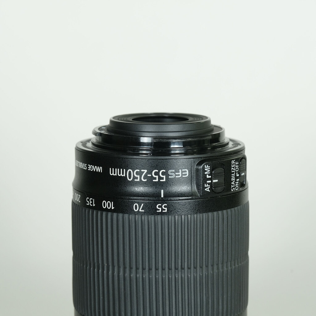 Canon EF-S55-250mm F4-5.6 IS STM Canon EF-S55-250mm F4-5.6 IS STM