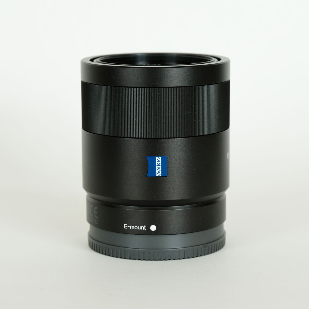 SONY Sonnar T* FE 55mm F1.8 ZA SEL55F18Z SONY Sonnar T* FE 55mm F1.8 ZA SEL55F18Z