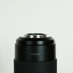 Panasonic LUMIX G VARIO 100-300mm / F4.0-5.6 II / POWER O.I.S. Panasonic LUMIX G VARIO 100-300mm / F4.0-5.6 II / POWER O.I.S.