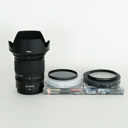Nikon NIKKOR Z 24-70mm f/4 S Nikon NIKKOR Z 24-70mm f/4 S