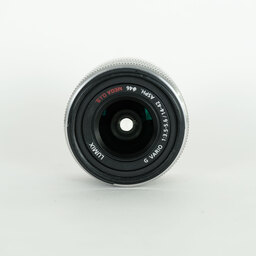 Panasonic LUMIX G VARIO 14-42mm F3.5-5.6II ASPH. MEGA O.I.S.  シルバー    H-FS1442A-S Panasonic LUMIX G VARIO 14-42mm F3.5-5.6II ASPH. MEGA O.I.S.  シルバー    H-FS1442A-S