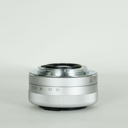 Panasonic LUMIX G VARIO 12-32mm / F3.5-5.6 ASPH. / MEGA O.I.S. Panasonic LUMIX G VARIO 12-32mm / F3.5-5.6 ASPH. / MEGA O.I.S.