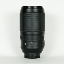 Nikon AF-S VR Zoom-Nikkor 70-300mm F4.5-5.6G IF-ED Nikon AF-S VR Zoom-Nikkor 70-300mm F4.5-5.6G IF-ED