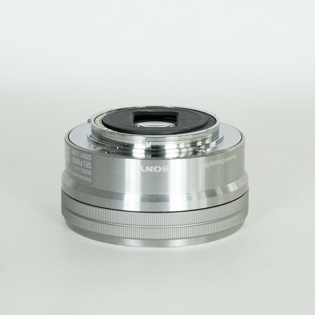 SONY E3.5ー5.6／PZ 16ー50 OSSⅡ シルバー E PZ 16–50 mm F3.5–5.6 OSS II | Sony Canada