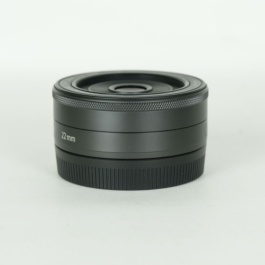 Canon EF-M22mm F2 STM Canon EF-M22mm F2 STM