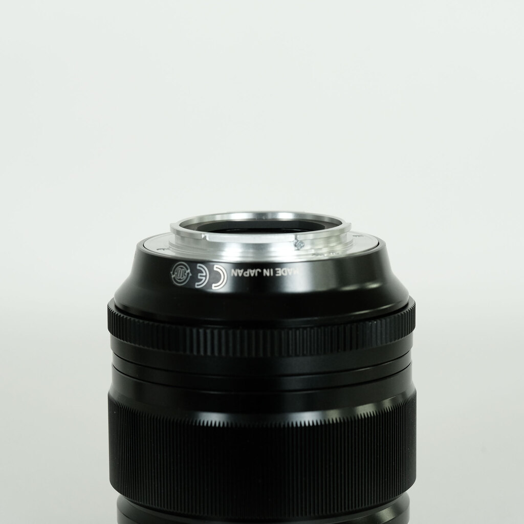 FUJIFILM XF56mmF1.2 R FUJIFILM XF56mmF1.2 R