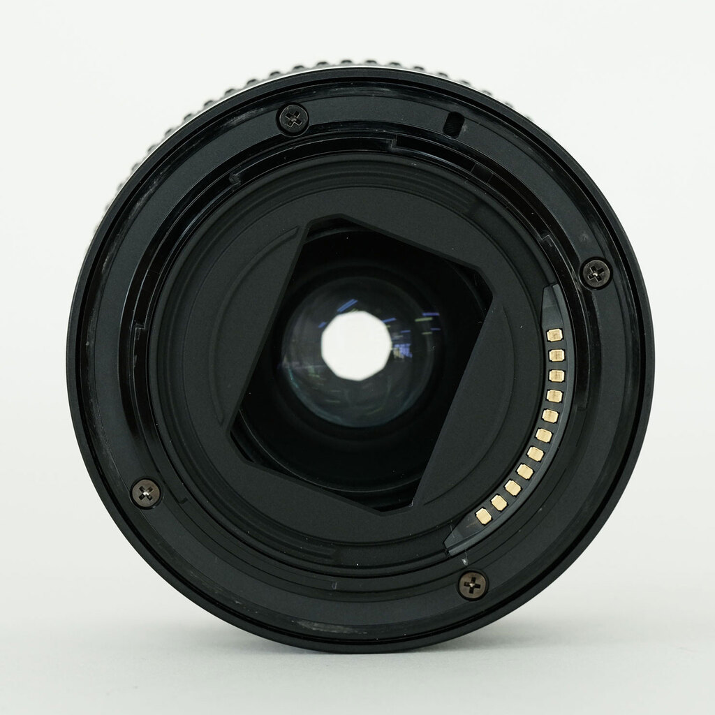 Nikon NIKKOR Z 40mm f/2 Nikon NIKKOR Z 40mm f/2