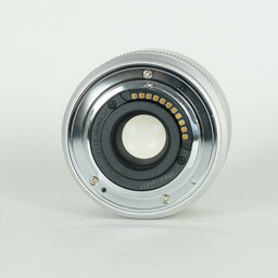 Panasonic LUMIX G 25mm F1.7 ASPH. Panasonic LUMIX G 25mm F1.7 ASPH.