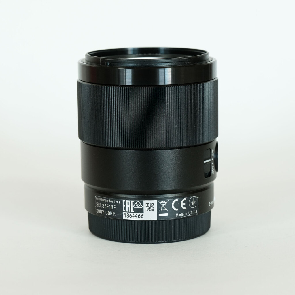 SONY FE 35mm F1.8 SEL35F18F SONY FE 35mm F1.8 SEL35F18F
