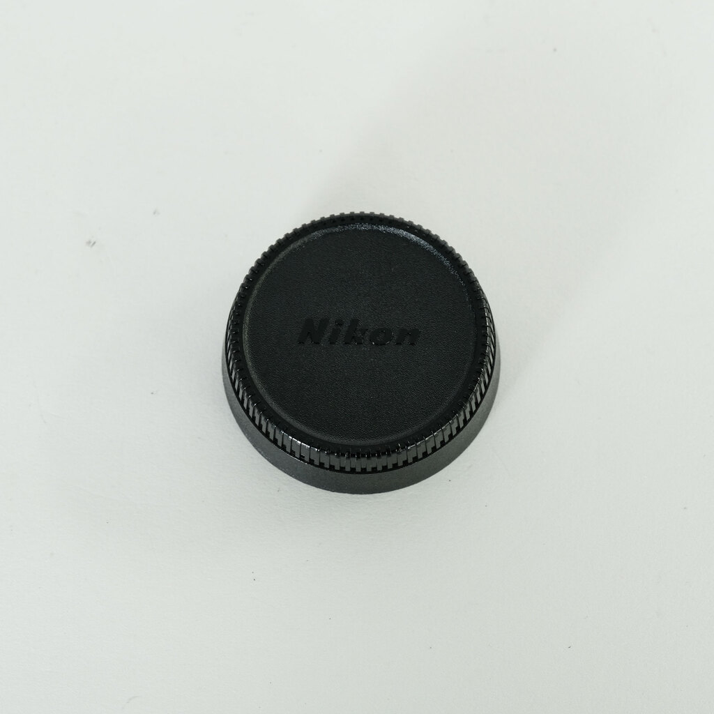 Nikon AF-S DX NIKKOR 18-200mm F3.5-5.6G ED VR II