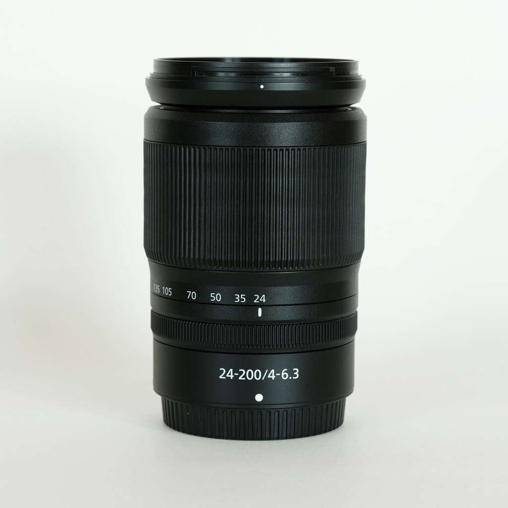 Nikon NIKKOR Z 24-200mm f/4-6.3 VR Nikon NIKKOR Z 24-200mm f/4-6.3 VR