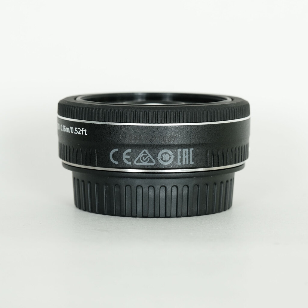 売切れました。おまけ付★ EF-S24mm F2.8 STM ★ 美品 箱あり 新品)Canon (キヤノン) EF-S24mm F2.8 STM（商品ID