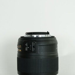 Nikon AF-S NIKKOR 35mm f/1.8G ED Nikon AF-S NIKKOR 35mm f/1.8G ED