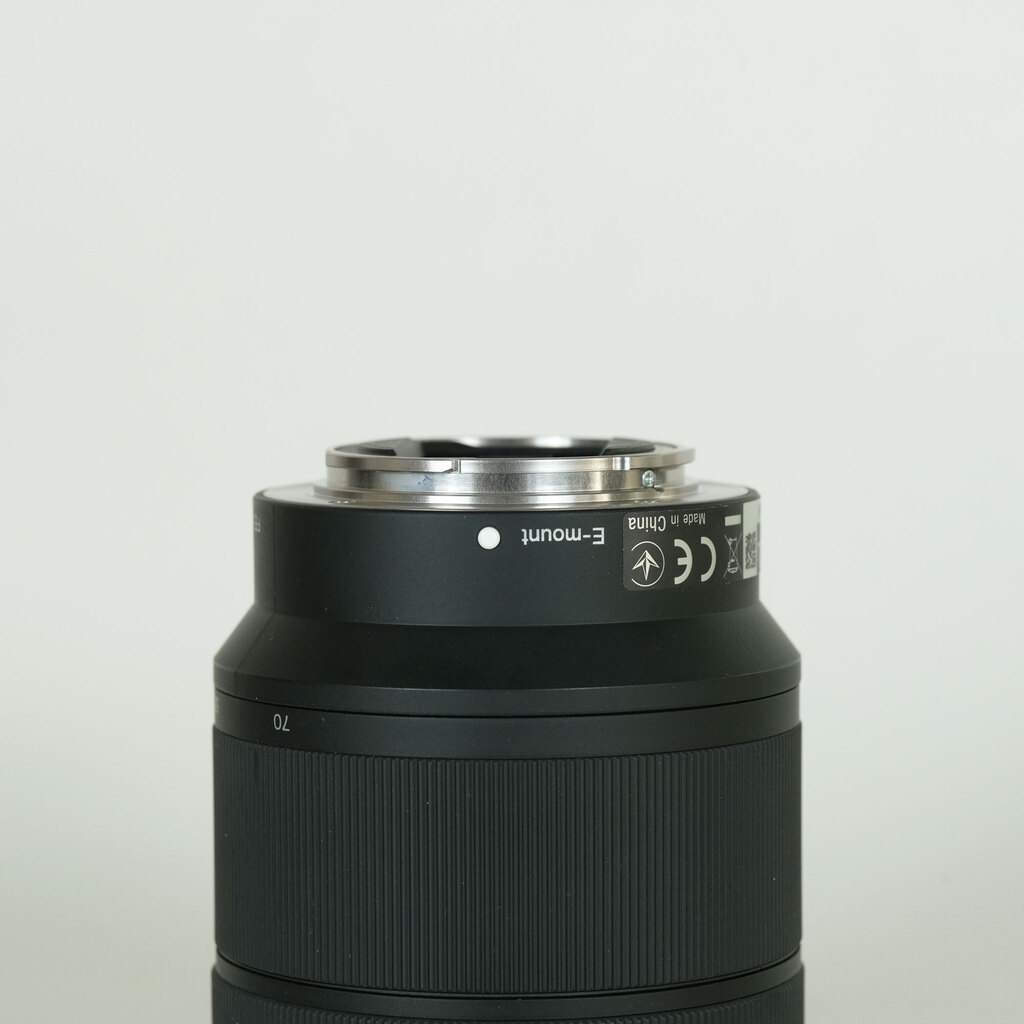 SONY FE 28-70mm F3.5-5.6 OSS SEL2870 SONY FE 28-70mm F3.5-5.6 OSS SEL2870