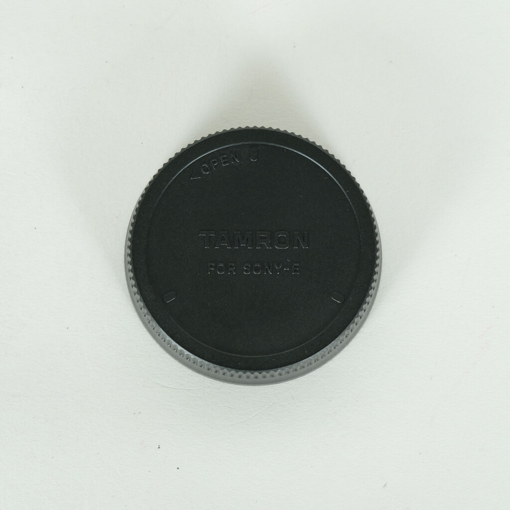 TAMRON 70-300mm F/4.5-6.3 Di III RXD (Model A047) [ソニーE用]