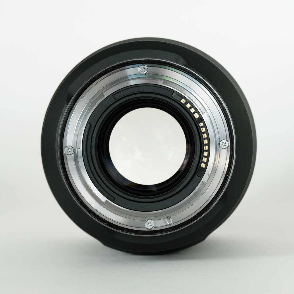 Canon RF50mm F1.2 L USM Canon RF50mm F1.2 L USM
