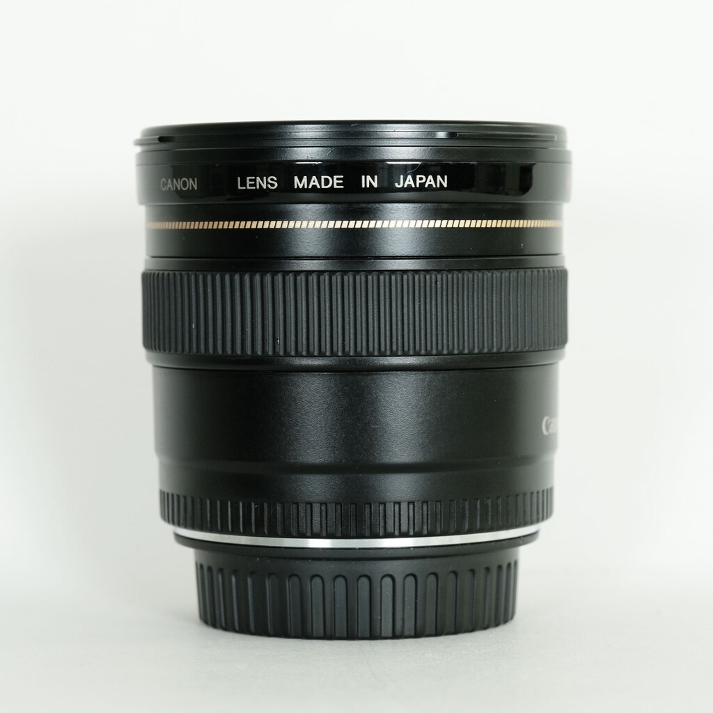 Canon EF20mm F2.8 USM Canon EF20mm F2.8 USM