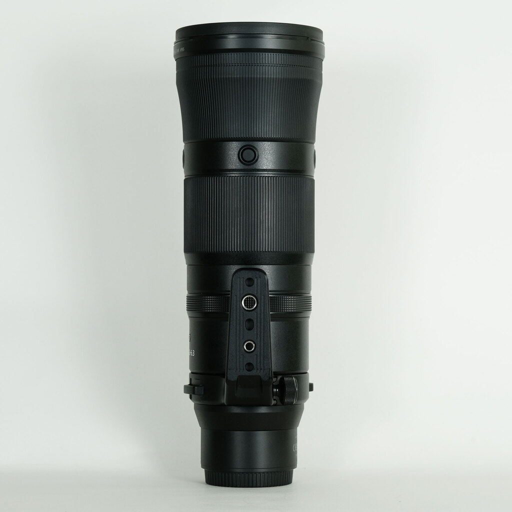 Nikon NIKKOR Z 180-600mm f/5.6-6.3 VR Nikon NIKKOR Z 180-600mm f/5.6-6.3 VR