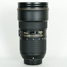 Nikon AF-S NIKKOR 24-70mm f/2.8E ED VR Nikon AF-S NIKKOR 24-70mm f/2.8E ED VR