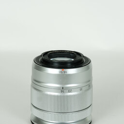 FUJIFILM フジノン XC16-50mm F3.5-5.6 OIS シルバー FUJIFILM フジノン XC16-50mm F3.5-5.6 OIS シルバー