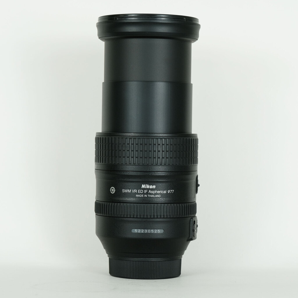 Nikon AF-S NIKKOR 28-300mm f/3.5-5.6G ED VR Nikon AF-S NIKKOR 28-300mm f/3.5-5.6G ED VR