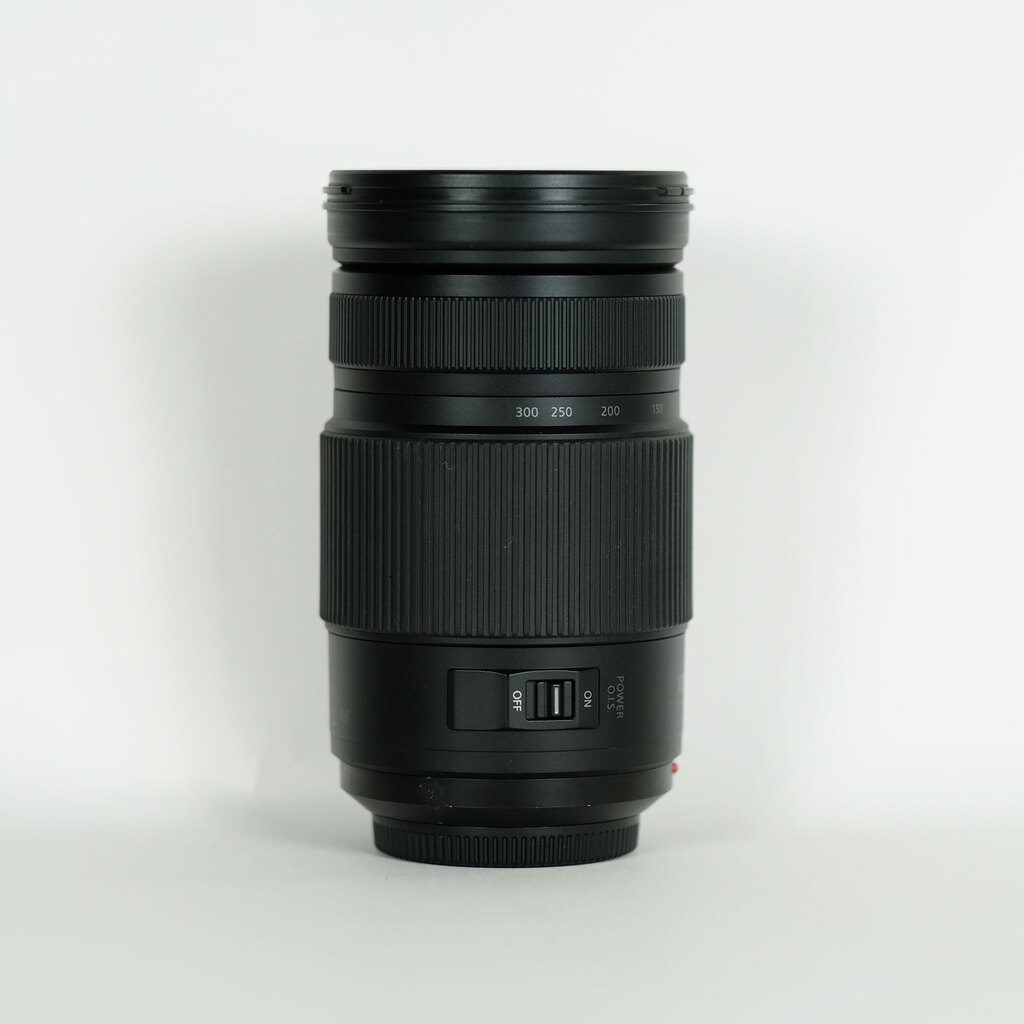 Panasonic LUMIX G VARIO 100-300mm / F4.0-5.6 II / POWER O.I.S. Panasonic LUMIX G VARIO 100-300mm / F4.0-5.6 II / POWER O.I.S.