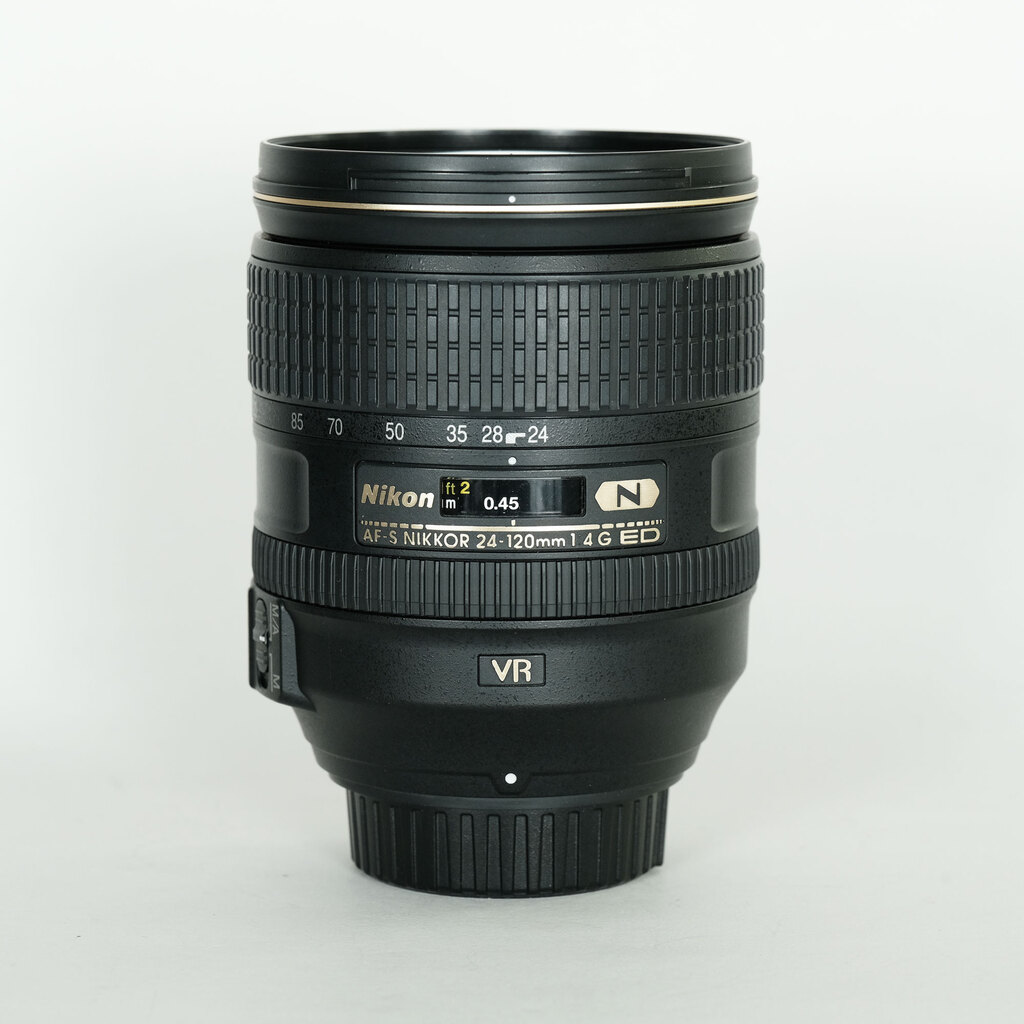 Nikon AF-S NIKKOR 24-120mm f/4G ED VR Nikon AF-S NIKKOR 24-120mm f/4G ED VR