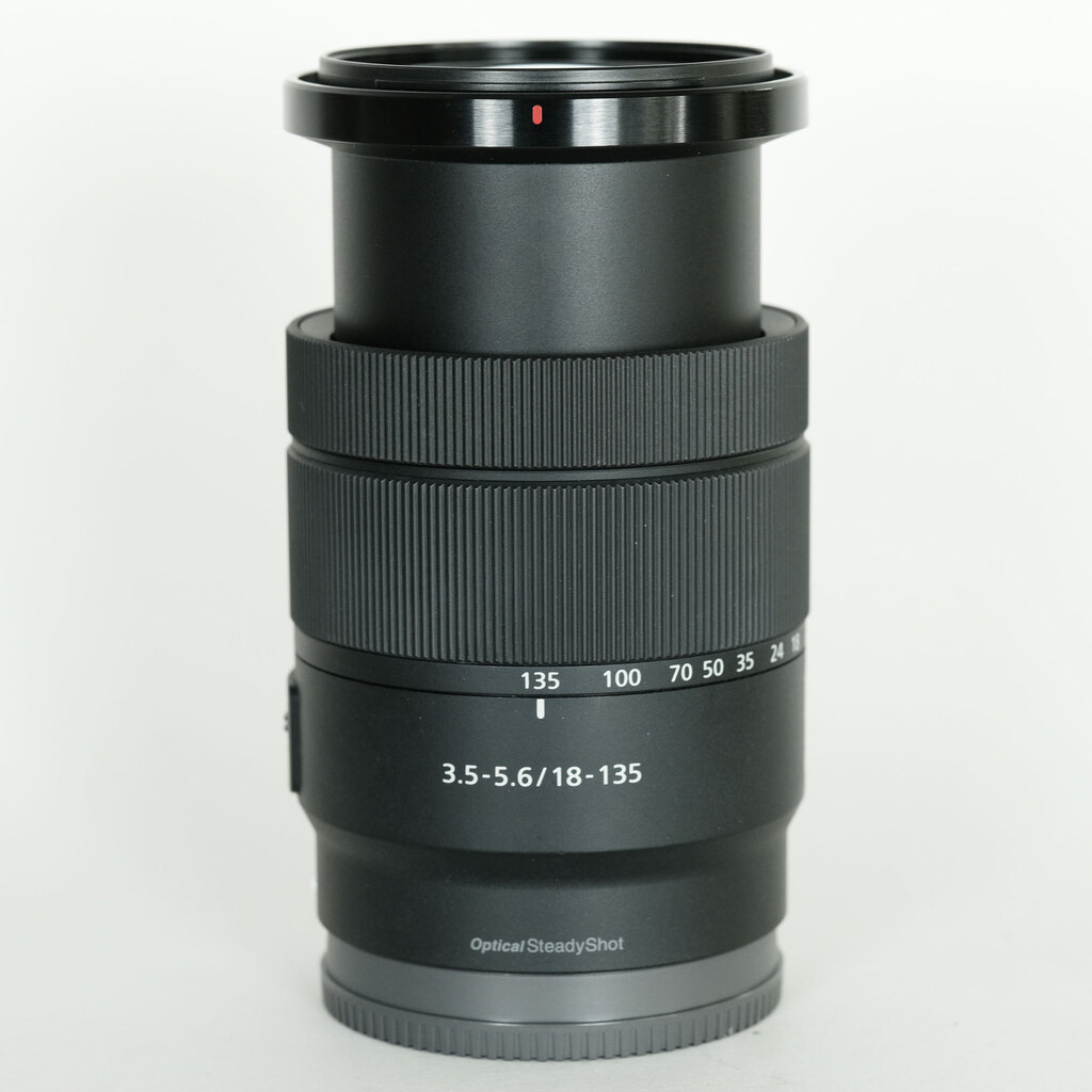 SONY E 18-135mm F3.5-5.6 OSS SEL18135