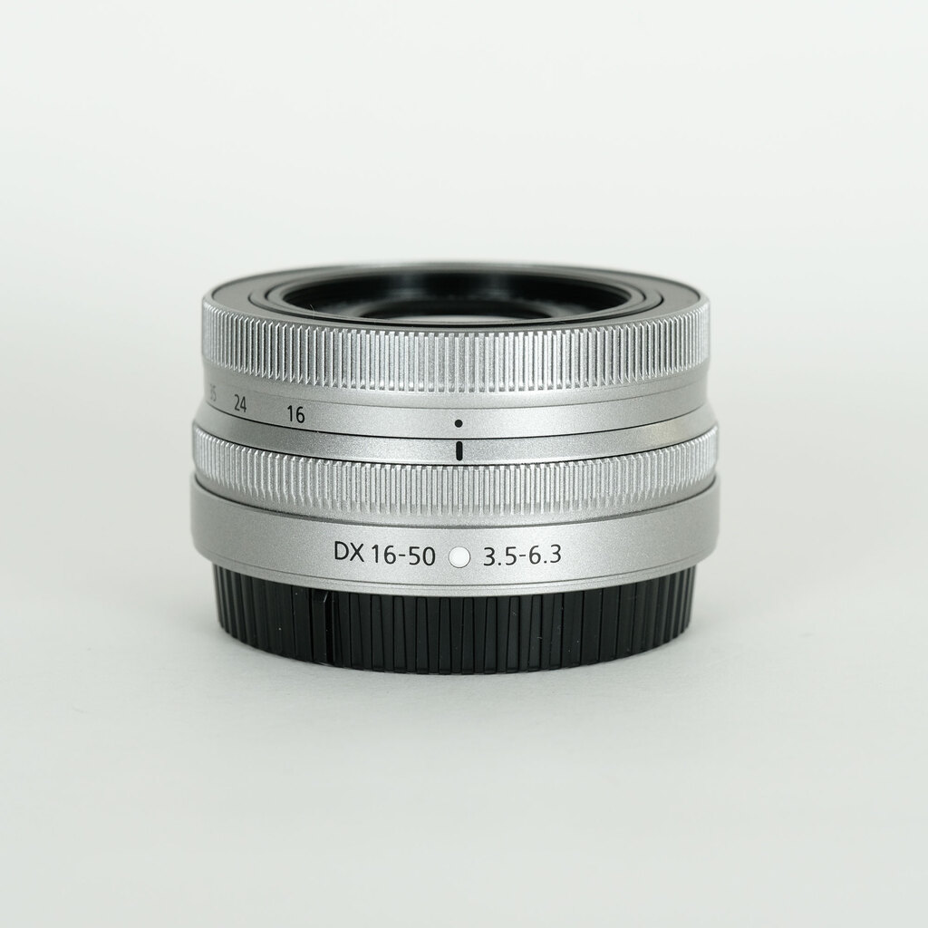 Nikon NIKKOR Z DX 16-50mm f/3.5-6.3 VR Nikon NIKKOR Z DX 16-50mm f/3.5-6.3 VR