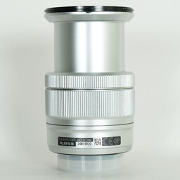 FUJIFILM フジノン XC16-50mm F3.5-5.6 OIS シルバー FUJIFILM フジノン XC16-50mm F3.5-5.6 OIS シルバー