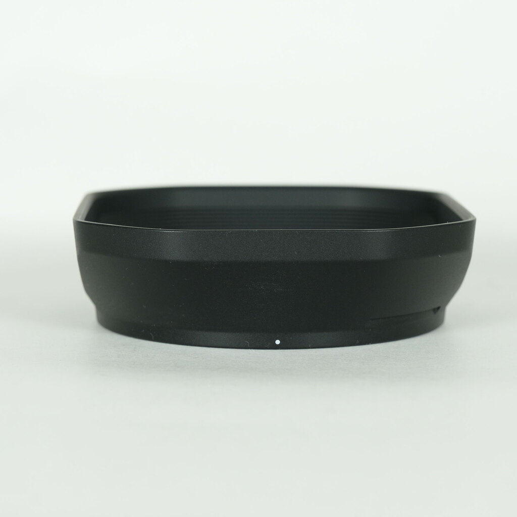 Nikon NIKKOR Z 28-400mm f/4-8 VR Nikon NIKKOR Z 28-400mm f/4-8 VR